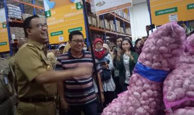 Harga Naik, Anies: Pasokan Bawang Putih 145 Ton di Jakarta