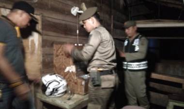 Satpol PP Dalami Temuan 6 Mesin Jackpot di Warung Tuak