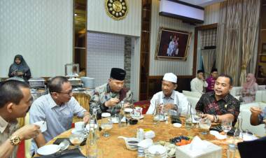 Fasha Buka Puasa Bersama Peserta Raker Komisi Informasi se-Sumatera