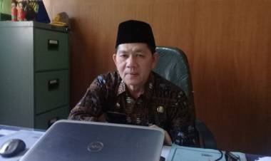 Tekan Harga Bawang Putih & Sembako Disperindag Sarolangun Gelar Operasi Pasar