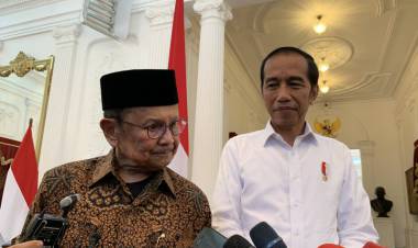Bj Habibie: Kalau Disamakan Zaman Bapak 98, Its Not True