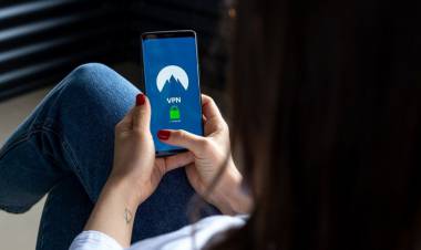 Kominfo Minta Warganet Hapus Aplikasi VPN