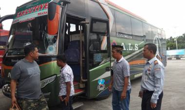 Jelang Lebaran, Jumlah Bus di Sarolangun Tembus 200 Unit Perhari