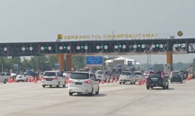 Volume Kendaraan Tol Jakarta-Cikampek Meningkat 144 Persen