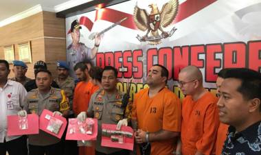 5 WNA Pengedar Narkotika Ini Dagang Kokain ke Wisatawan Asing