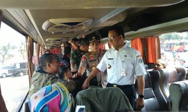 Anies: 15 Persen Sopir Angkutan Lebaran Tak Laik Bertugas!