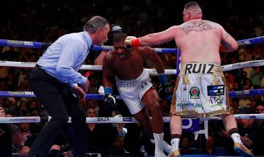 Joshua Bertekuk Lutuk, Ruiz Juara Dunia Tinju Kelas Berat