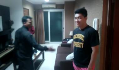 Ifan Seventeen 'Digerebek' dengan Perempuan