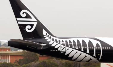 Air New Zealand Cabut Larangan Rajah Tubuh Bagi Awaknya
