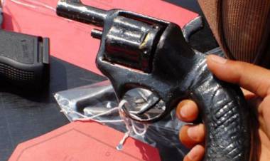 Miliki Senpi, Pekerja Illegal Drilling Diringkus Polisi