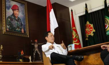 Belajar dari Bang Yos, Seorang Gubernur Lima Presiden