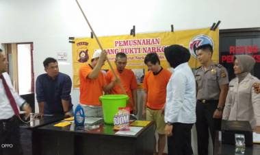 Polda Jambi Musnahkan 7,081 Gram Sabu