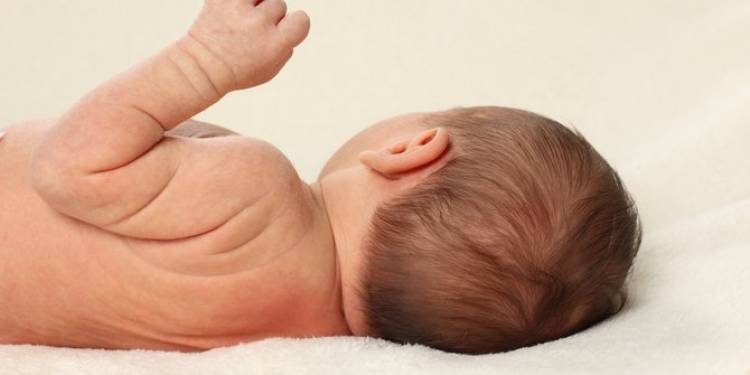 Edan!!Melahirkan di kos, bayi perempuan di depan rumah warga Pekanbaru