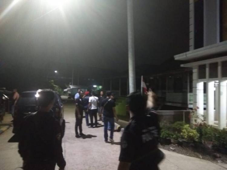 Polisi Kejar-kejaran dan Letuskan Tembakan di Pulau Pandan