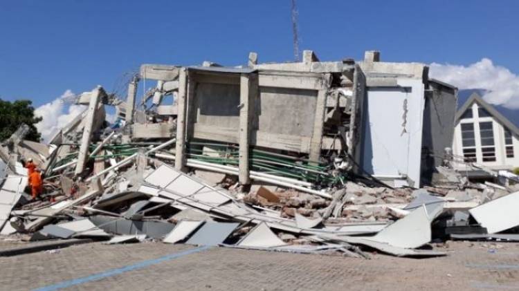 Dua Hari Tertimbun Bangunan Akibat Gempa, Perempuan Ini Berhasil Diselamatkan Hidup-hidup 