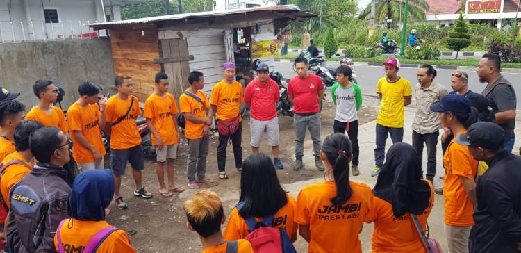 16 Atlit Panjat Tebing Jambi Diturunkan di Kejurwil Sumatera