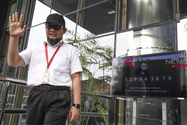 Disebut Tak Kooperatif, Novel Curiga Adrianus Ada Konflik Kepentingan