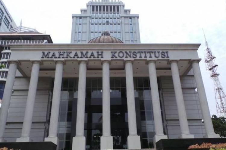 MK Tolak Permohonan Uji UU Terorisme