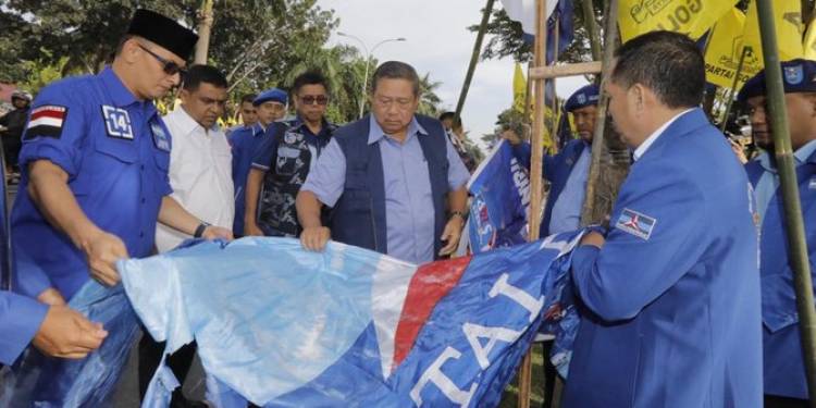 SBY Percaya Polisi Tuntaskan Kasus Perusakan Atribut Demokrat