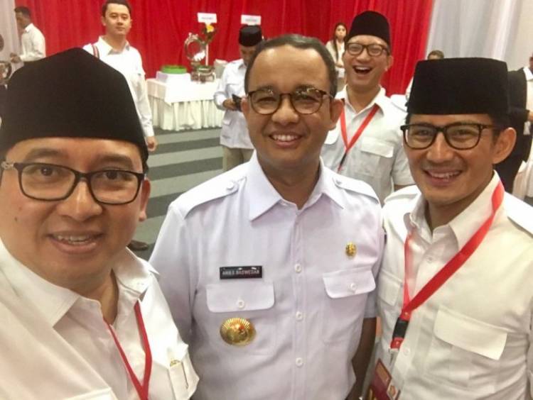Reuni Sama Mantan! Anies Posting Foto Bersama Sandi