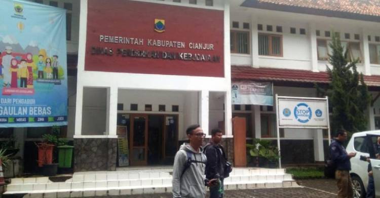 Dari Kantor Bupati Cianjur Hingga Rumah Mantan Bupati Digeledah KPK