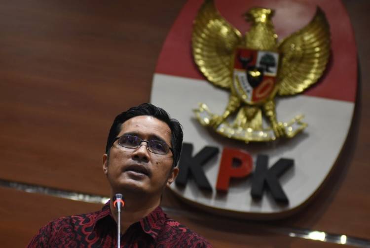 Dari Oknum KPK Palsu Hingga Gratifikasi, KPK Uji Coba Call Center