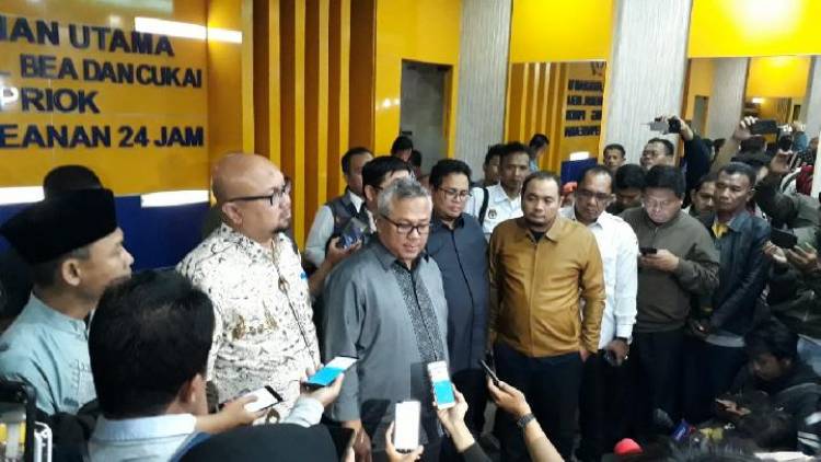 KPU Minta Kepolisian Tangkap Penyebar Berita Hoax Tujuh Kontainer Surat Suara