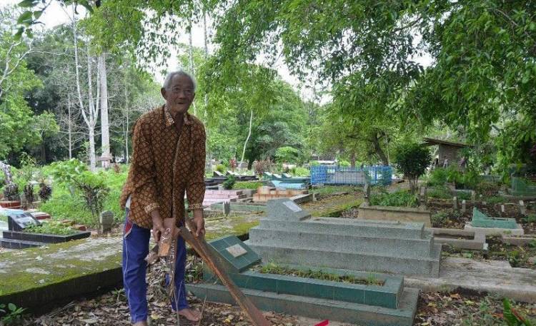 Ini Ciri Pelaku Perusakan 21 Nisan di Magelang