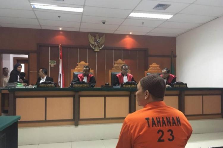 Anggota JAD Blitar Tawarkan Pembelian Senpi AK 35 