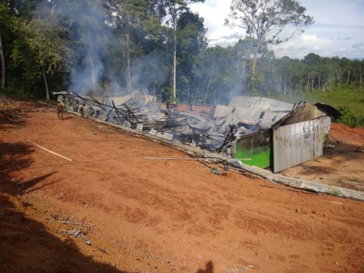 Detik - Detik Kebakaran Pabrik Kratom Terekam CCTV