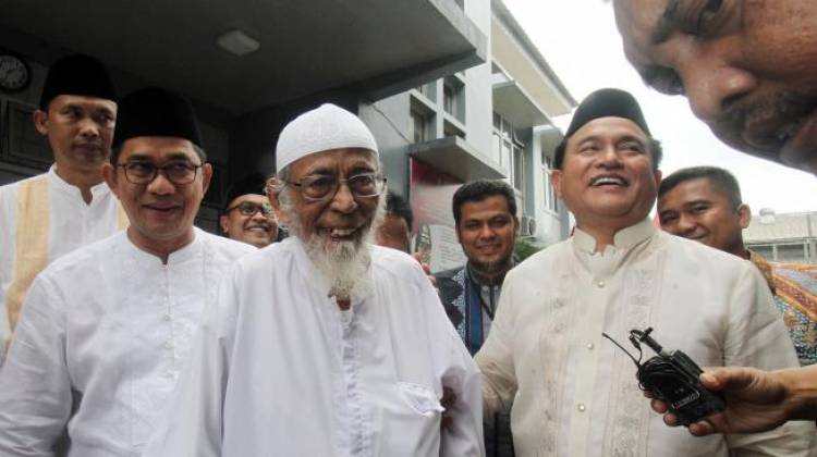 Baasyir Hanya Tunduk Kepada Allah, PDIP: Ba'asyir Harus Setia Pada Pancasila
