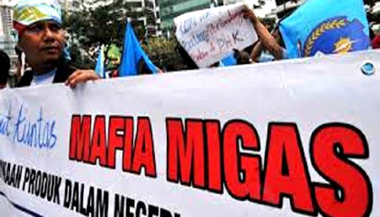 Petral Dibubarkan, Pertamina Didesak Klarifikasi Soal Mafia Migas
