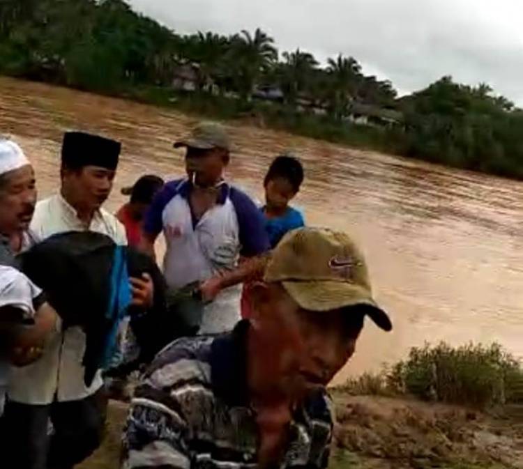 BREAKING NEWS: Rizki Bocah Sarolangun Ditemukan di Sungai Tembesi