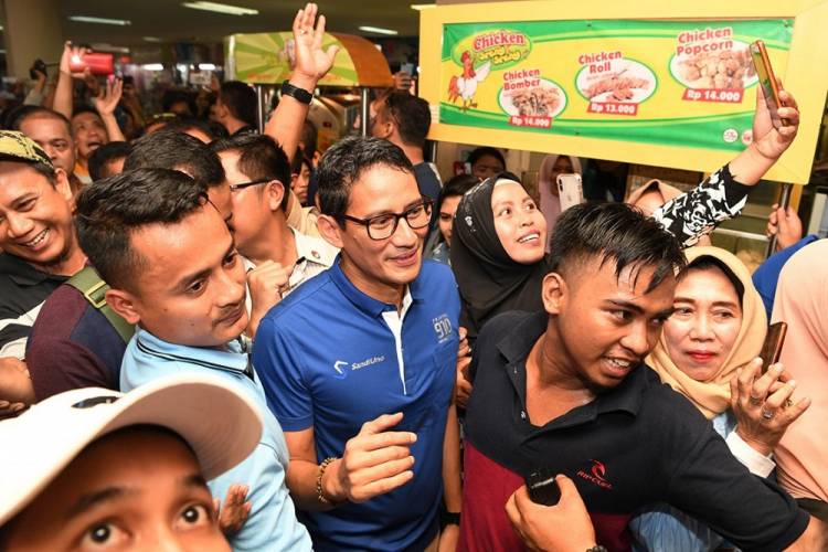 Dicegat dan Pasang Spanduk 01, Sandiaga: Tak Masalah Tetap Optimis di Jatim