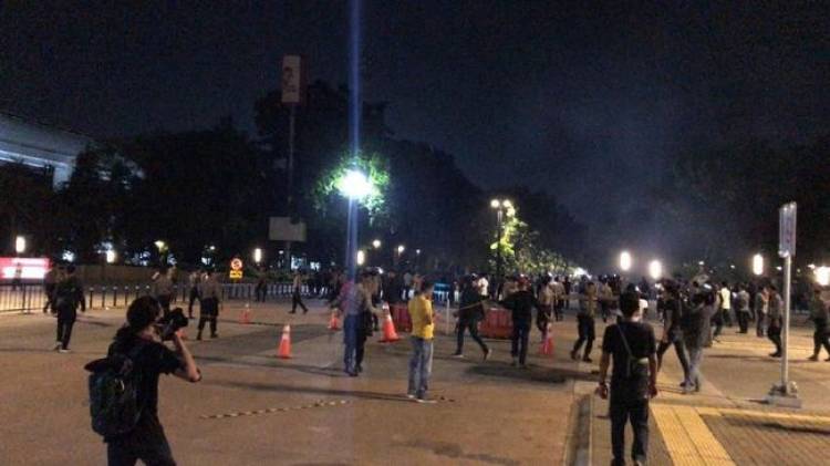 Polisi Barikade Lokasi Ledakan dan Kerahkan Anjing Pelacak