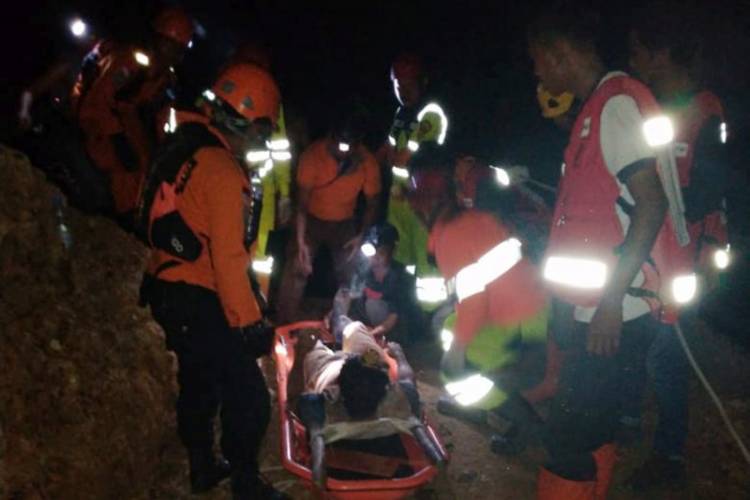 Puluhan Penambang Emas Ilegal Tertimbun Longsor di Bolmong