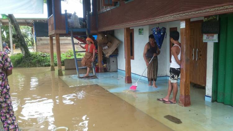 Banjir Batangasai Kades Minta BPBD Sarolangun Turun ke Lokasi