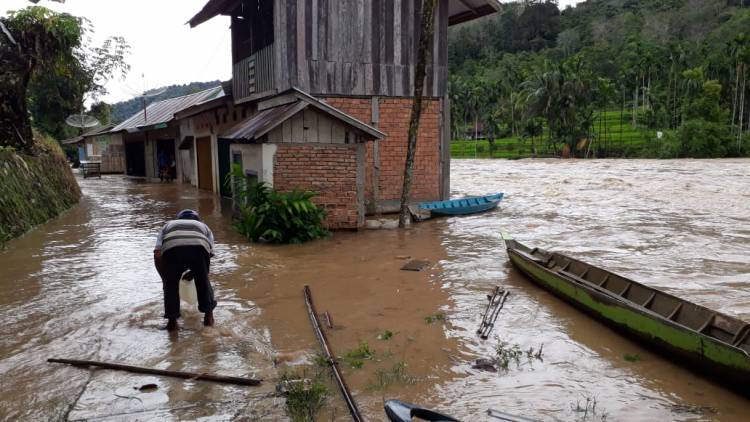 Banjir Batangasai Kades Minta BPBD Sarolangun Turun ke Lokasi