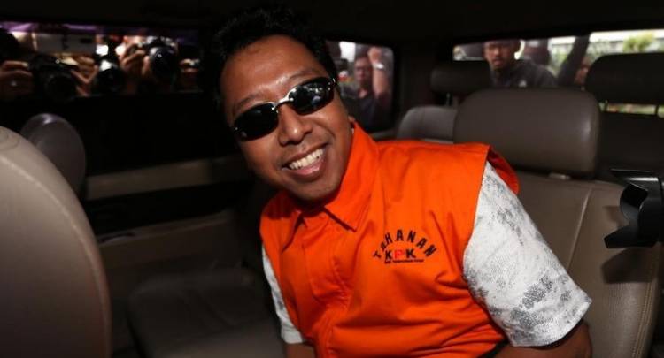 Meski Jadi Tersangka dan Ditahan KPK, Rommy Tetap Bergaya