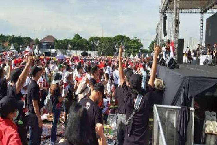Deklarasi Alumni Jogja Satukan Indonesia, Jokowi Cerita Soal Jalan di Jogjakarta