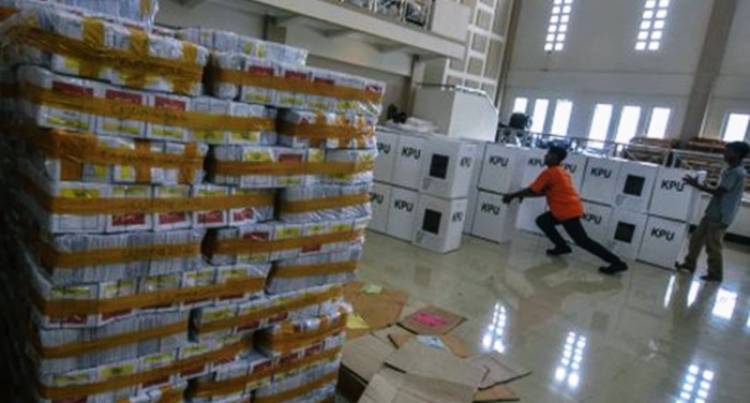 Ratusan Logistik Sumatera Utara "Nyasar"Ke NTT
