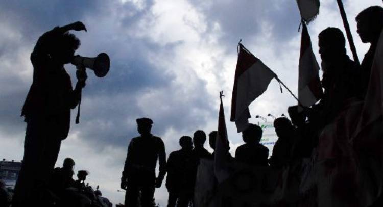 Aksi Damai di Ambon Sampaikan Panca Tuntutan Rakyat