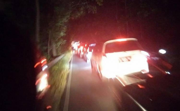 Antrian Kendaraan Mencapai 4 Kilometer di Bangkalan