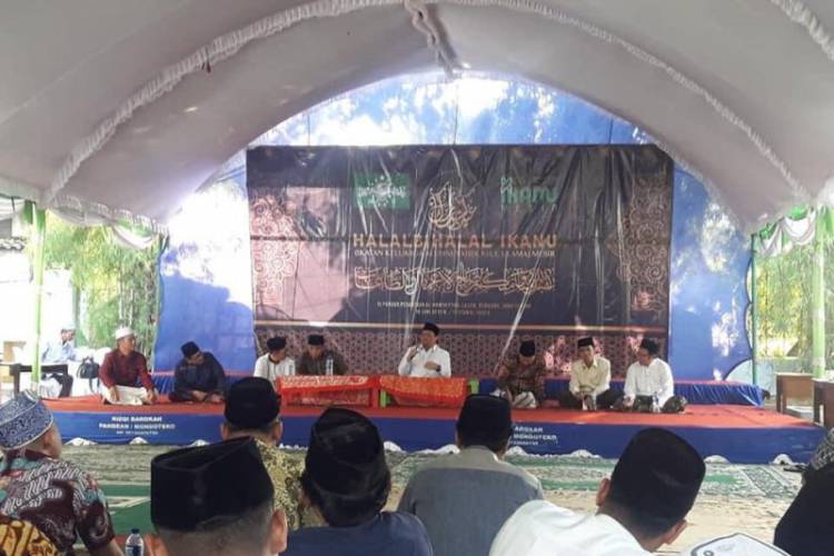 Alumni NU Pertanyakan Tidak Sah Shalat di "Masjid Illuminati"