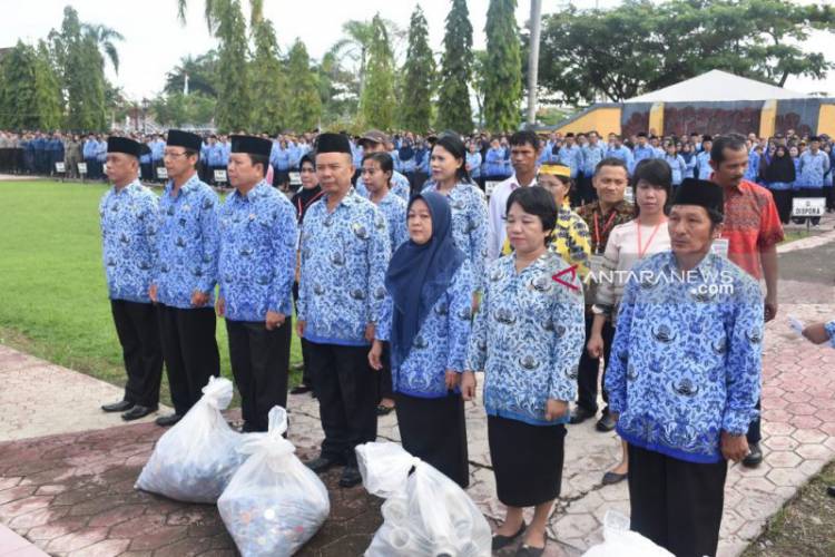 Mau Dapat SK Kenaikan Pangkat-Gaji Berkala, PNS Wajib Tukar Sampah