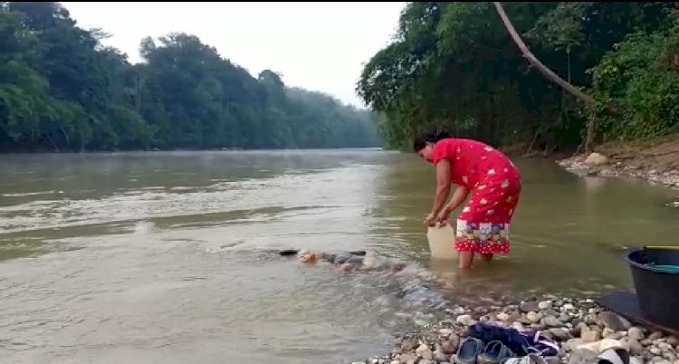 Lapor Pak Bupati, Warga Bathin VIII Terpaksa Gunakan Air Sungai Bekas PETI