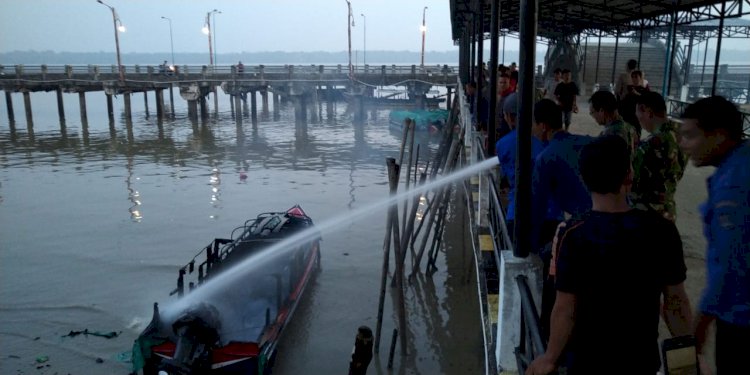 Dua Speed Boat Terbakar, Kerugian Ditaksir Ratusan juta
