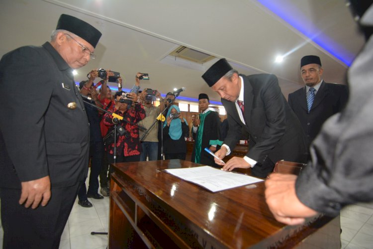 Bupati Safrial: Sekda Jangan Seperti Olah Bambu Satu Diinjak Satu Diangkat!