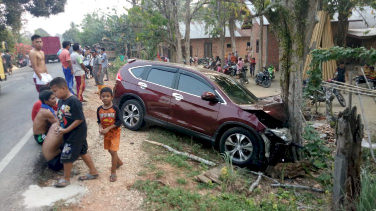 Avanza VS Honda CRV di Sarolangun 7 Orang Luka-luka