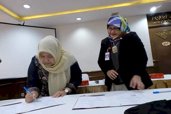 Bupati Masnah Tandatangani MoU Layanan Informasi Publik Pemkab Muarojambi dengan LKBN Antara